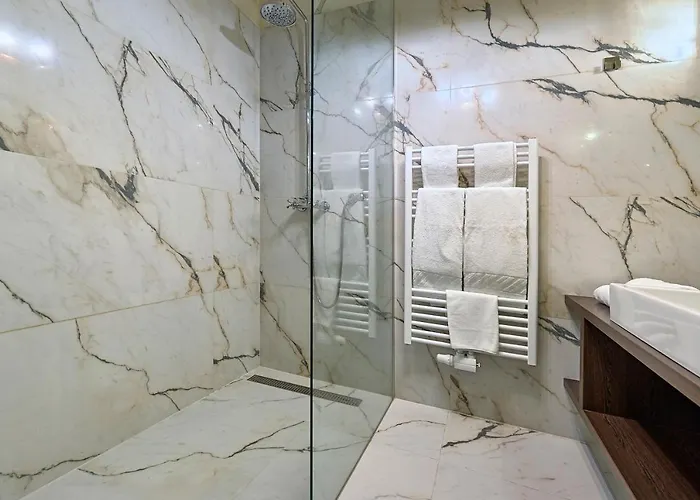 Apartment Garnisongasse - Luxurious Close To The Centre Vienna
