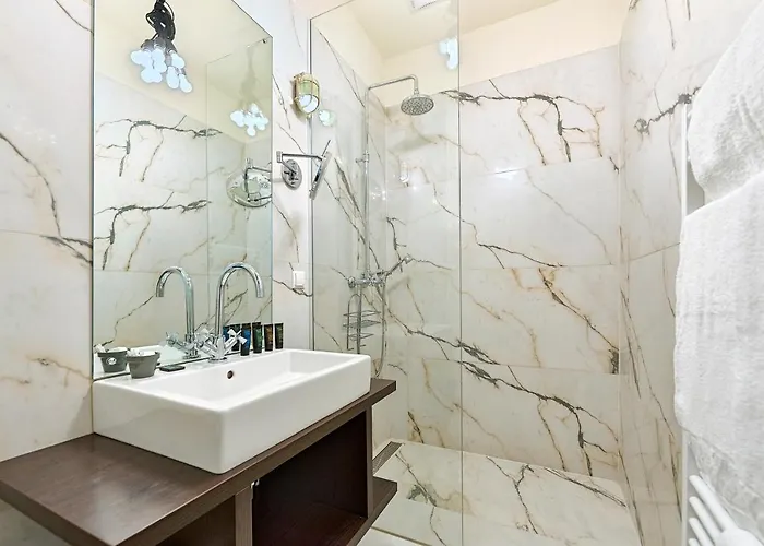 Garnisongasse - Luxurious Close To The Centre Apartment Vienna
