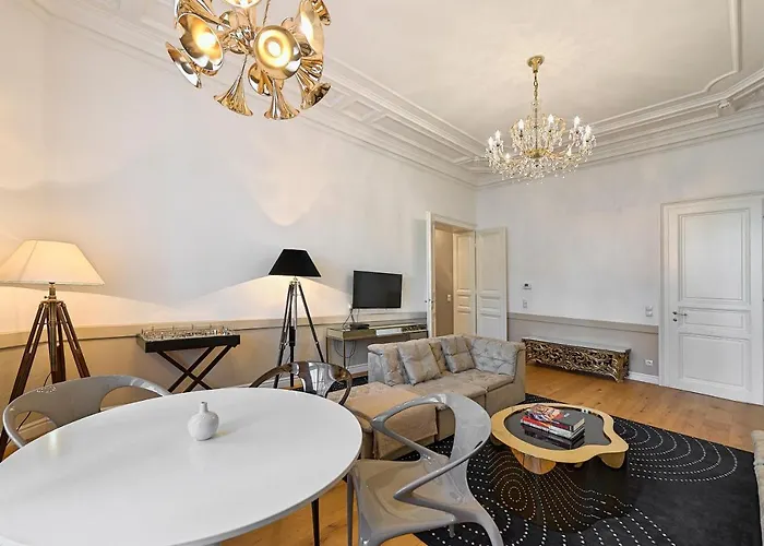 Garnisongasse - Luxurious Close To The Centre Apartment