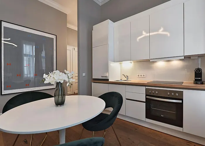 Apartment Garnisongasse - Luxurious Close To The Centre Vienna